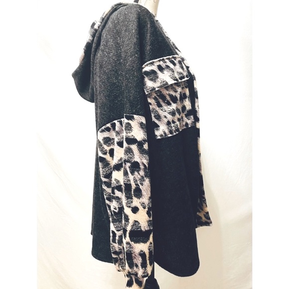 Open Black/Gray Blend Jacket Animal Print Trim with Hood Front Chest Pockets NWT - Picture 7 of 16